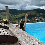 Hotel Vysche Neba *