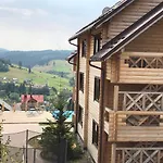 Hotel Vysche Neba *